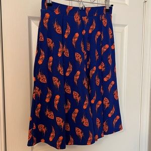 A-Line Pleated Skirt with Pockets with Feather Pattern